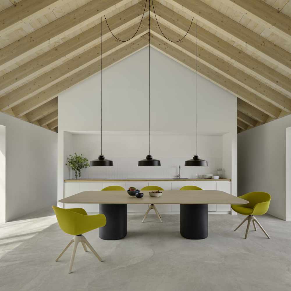 solid conference table | andreu world - image 5